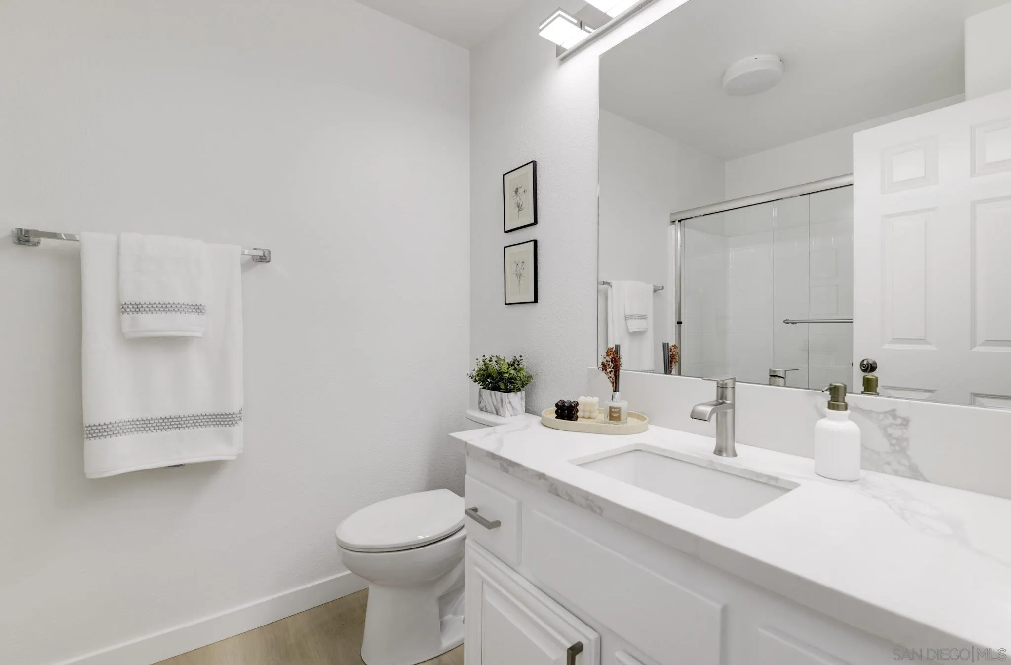 Photo #25: 250035644 Listing: Photo #25