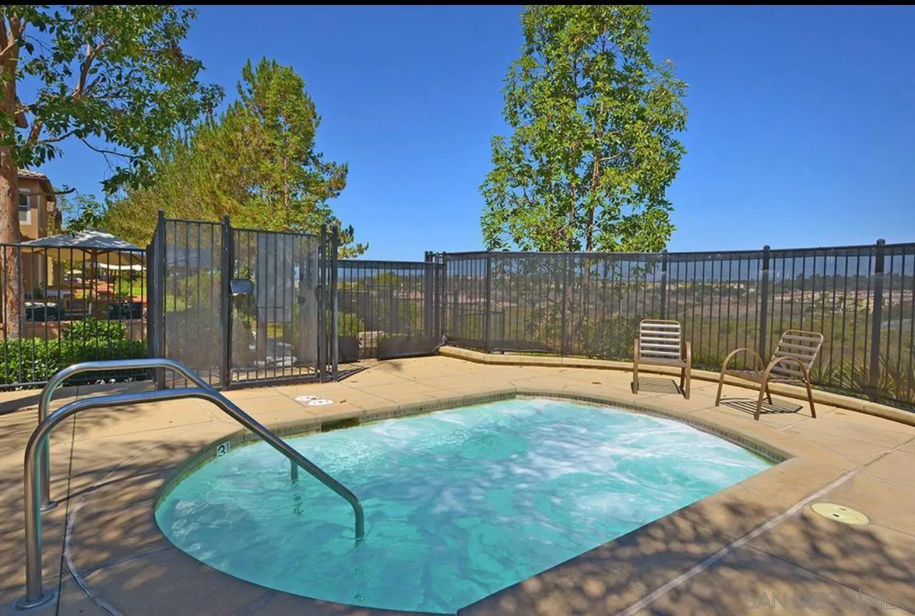 Photo #36: 250035644 Listing: Photo #36