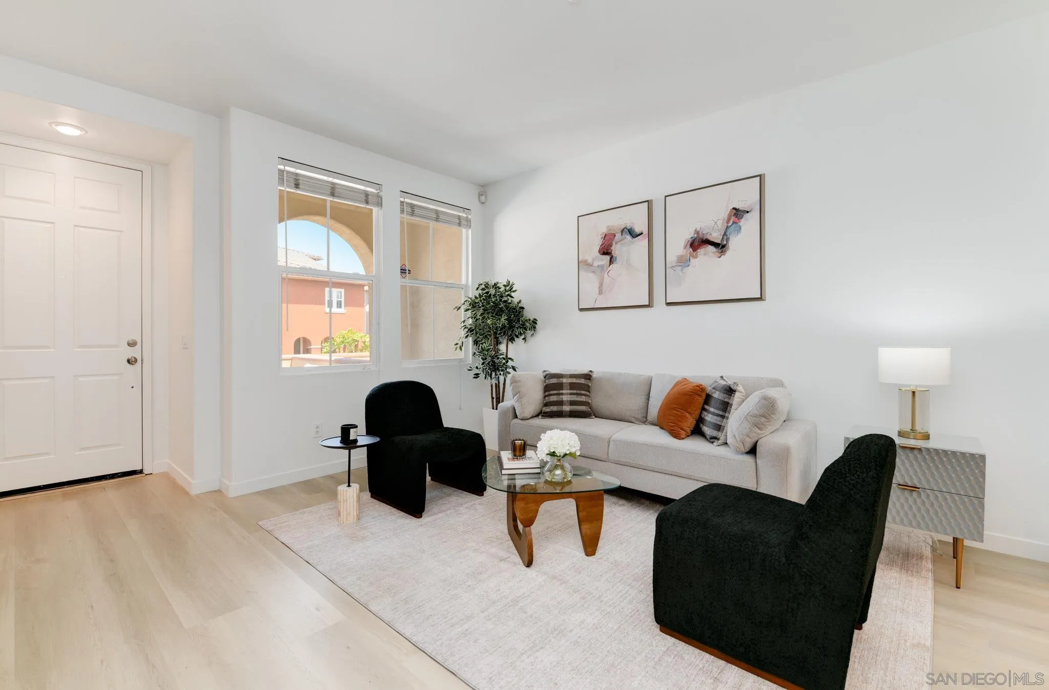 Photo #6: 250035644 Listing 