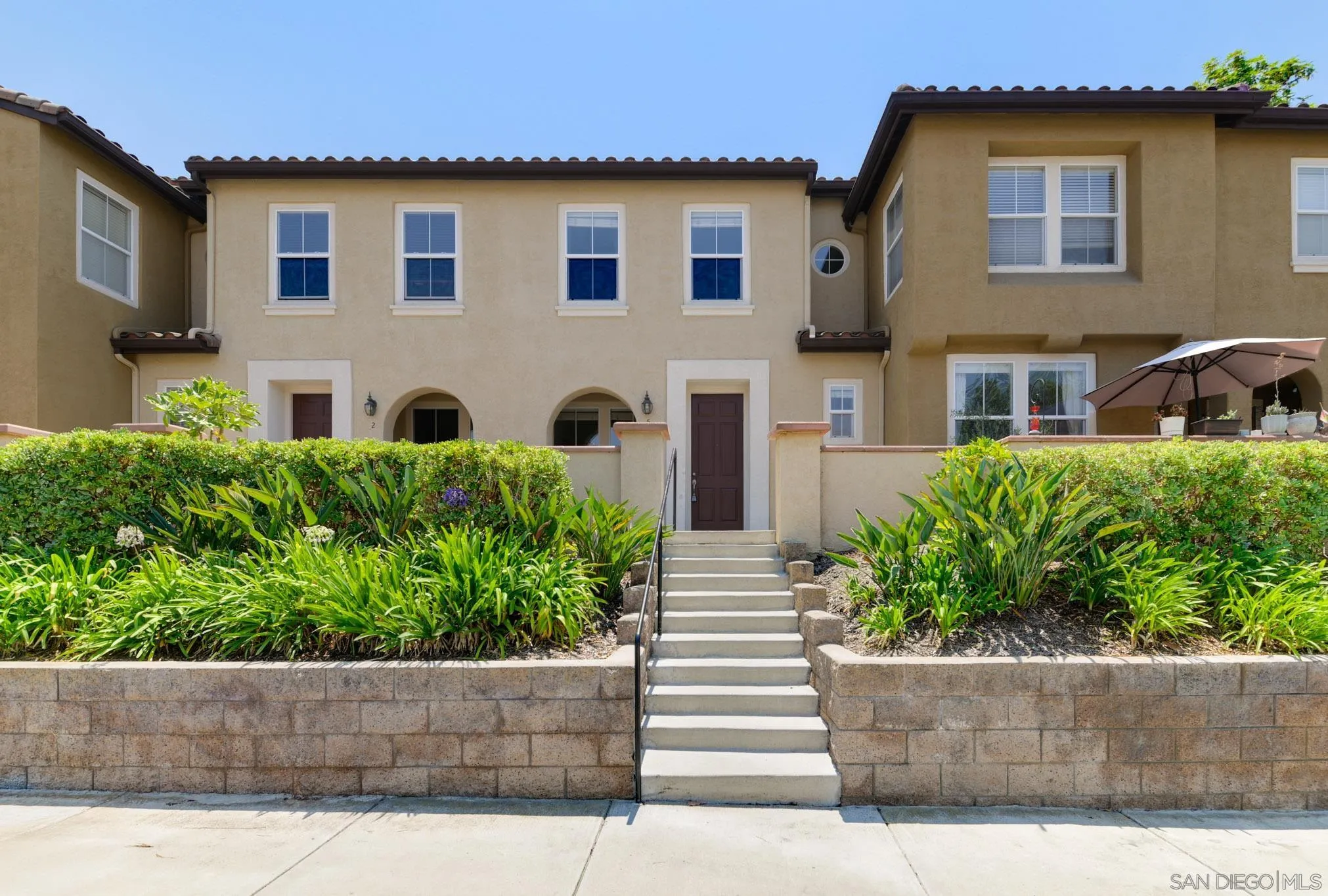 Photo #2: 250035644 Listing 