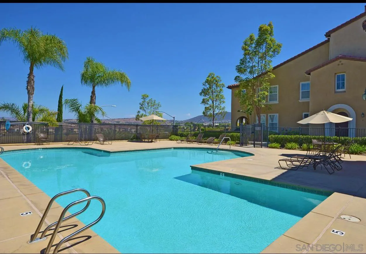 Photo #34: 250035644 Listing: Photo #34