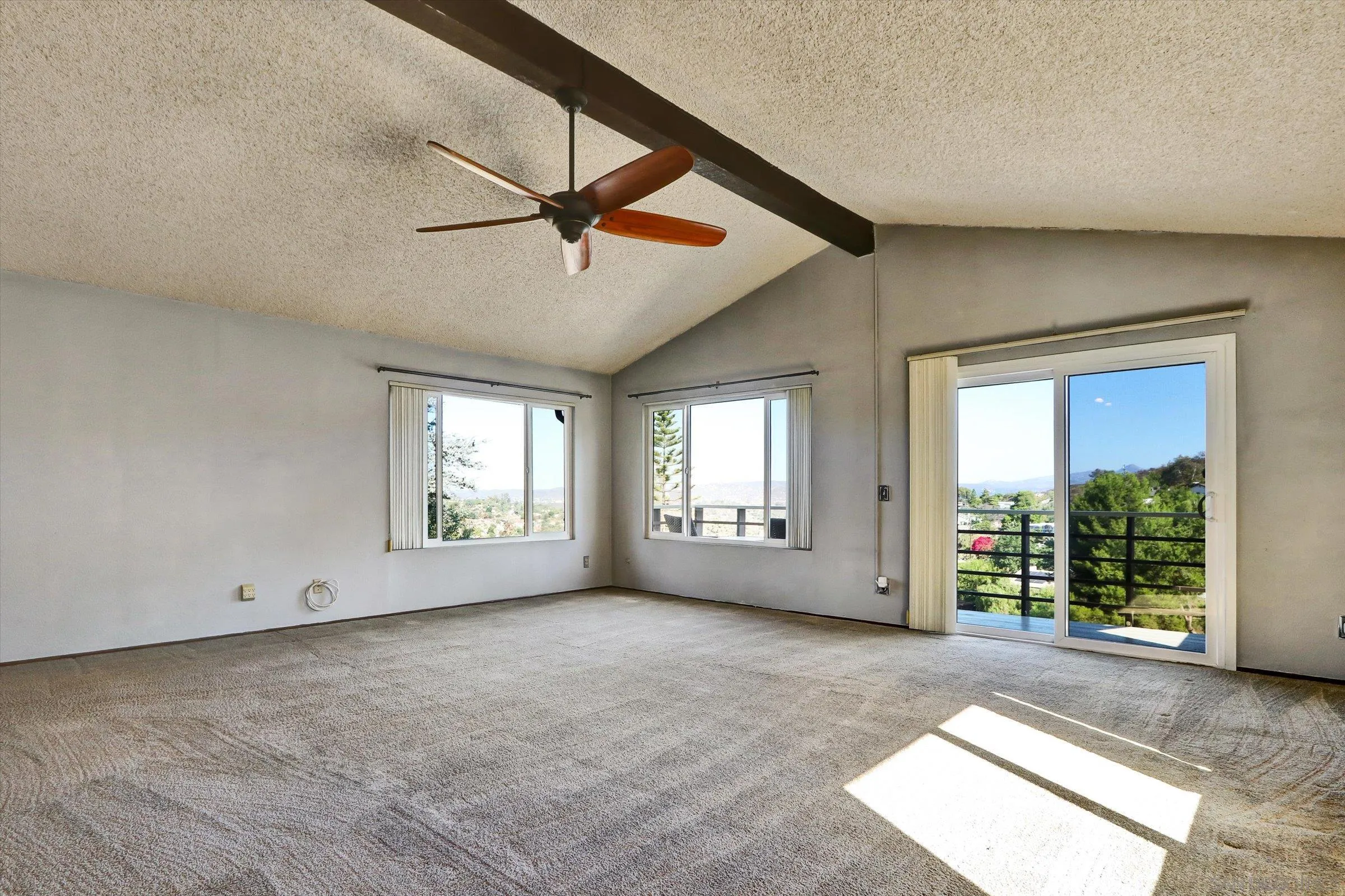 https://cdn.realtyfeed.com/cdn/127/250035647/7b0054ccc76150bb0de19c1b38b9b61d.webp