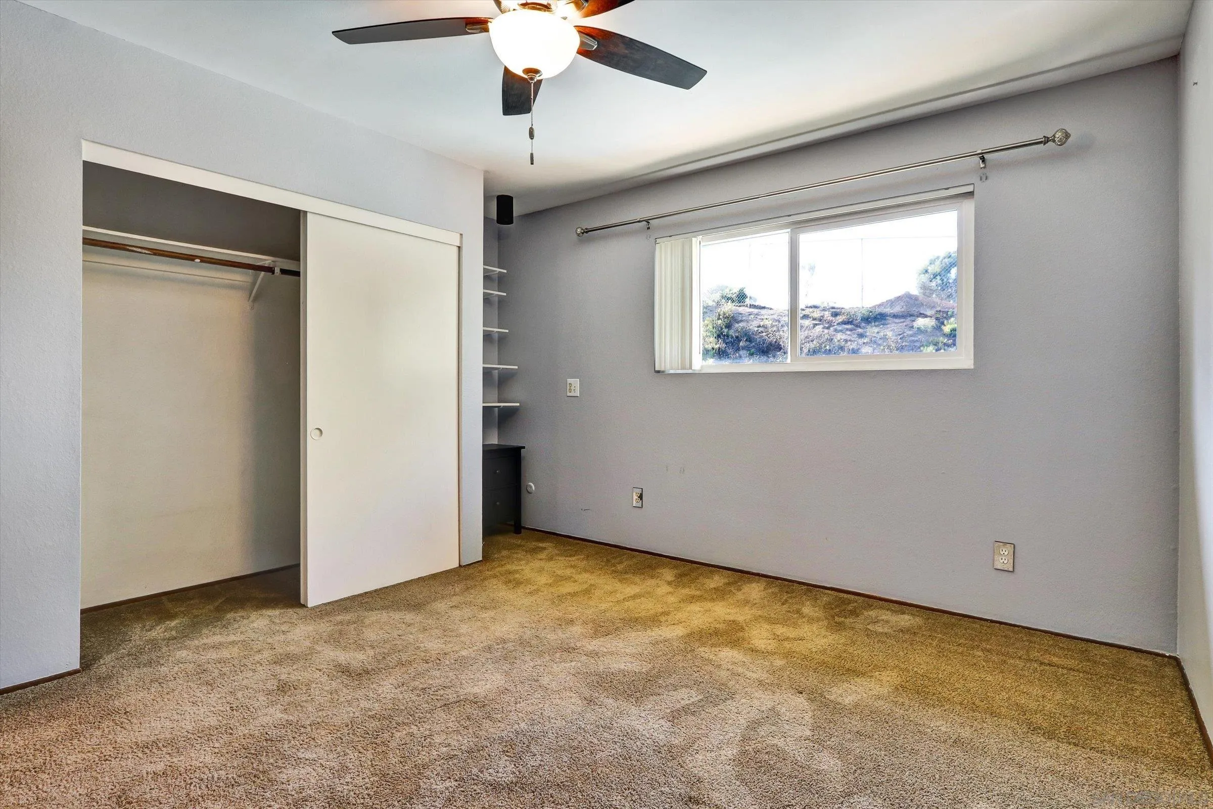 https://cdn.realtyfeed.com/cdn/127/250035647/a9d96206bfa656b39f2a76202650c580.webp