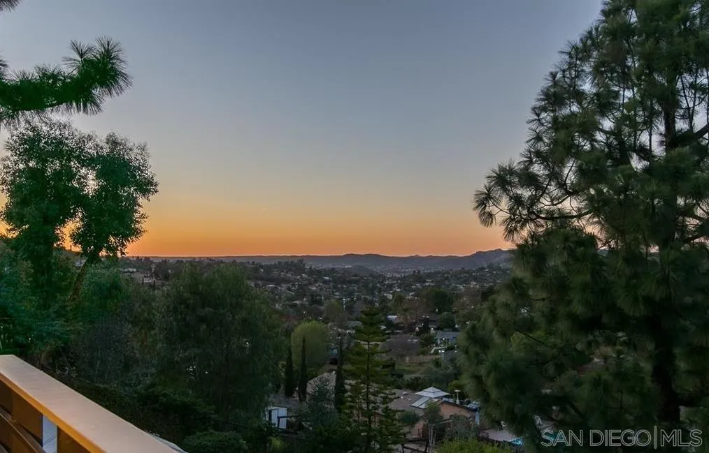 https://cdn.realtyfeed.com/cdn/127/250035647/b4ec5117b30895899512301e9885747e.webp