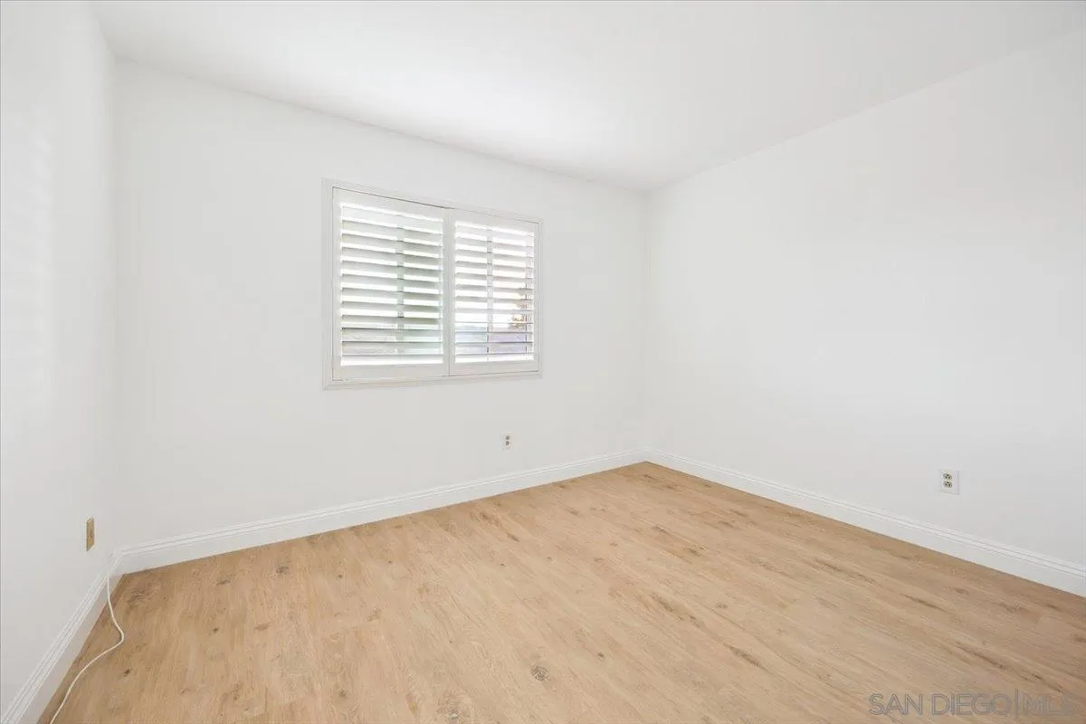 Photo #26: 250035649 Listing: Photo #26