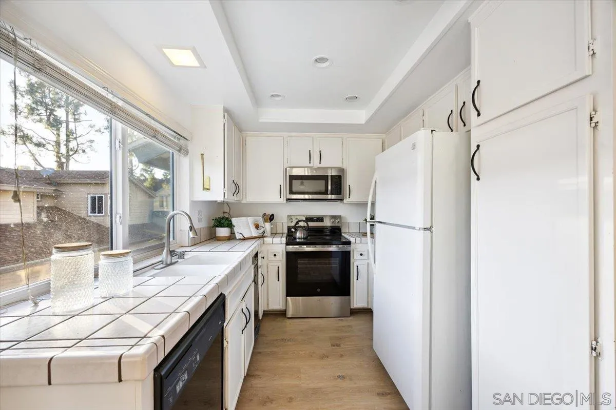 Photo #14: 250035649 Listing: Photo #14