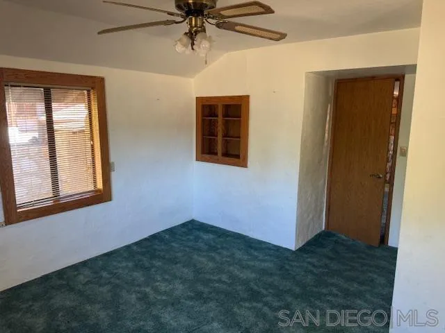 https://cdn.realtyfeed.com/cdn/127/250035650/526ced8bbc64048211584022ce0d463a.webp
