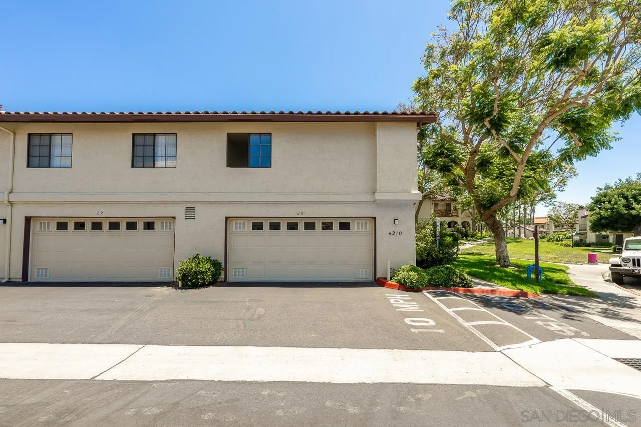https://cdn.realtyfeed.com/cdn/127/250035654/06abfb30bd626e4982f3b9d6cb2e2428.webp