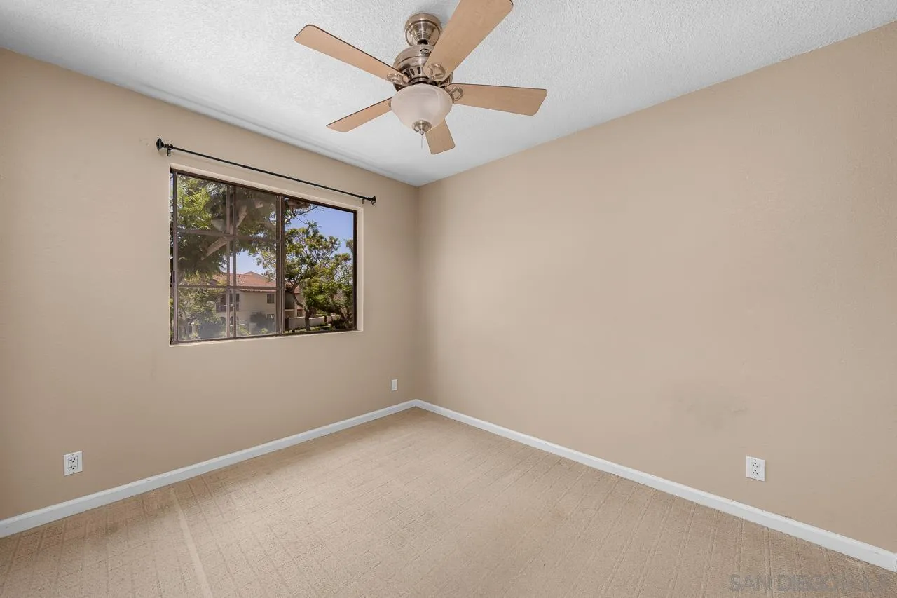 Photo #17: 250035654 Listing: Photo #17