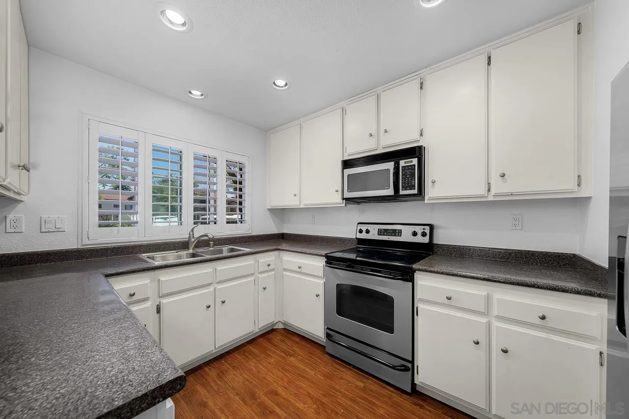 Photo #8: 250035654 Listing: Photo #8