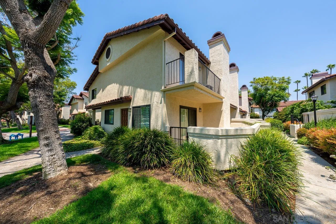 https://cdn.realtyfeed.com/cdn/127/250035654/f05fe6bdacd7b664e6f829e50784ea37.webp