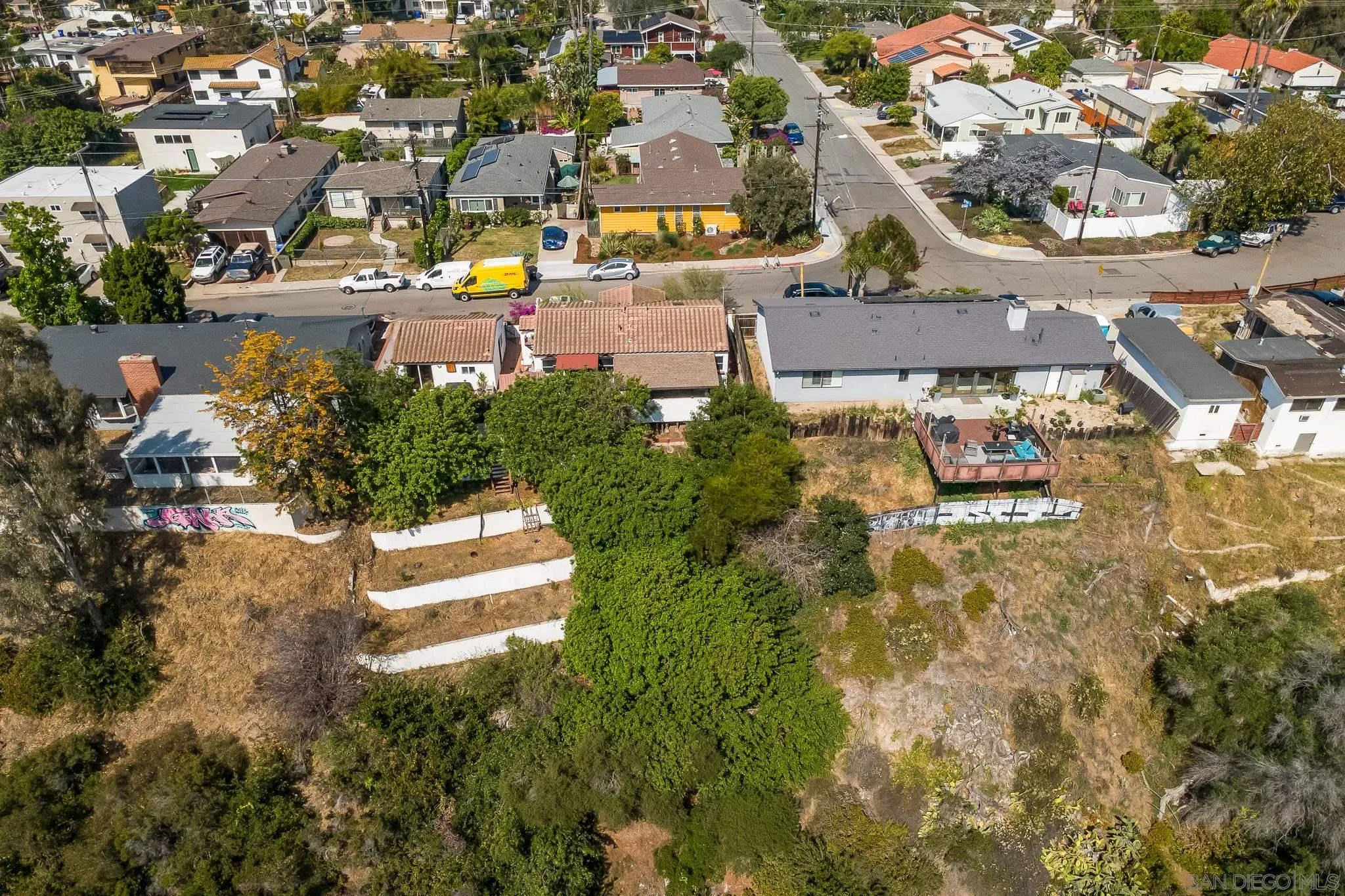 https://cdn.realtyfeed.com/cdn/127/250035655/978613ced58b181ecc0133c8ddb3949c.webp