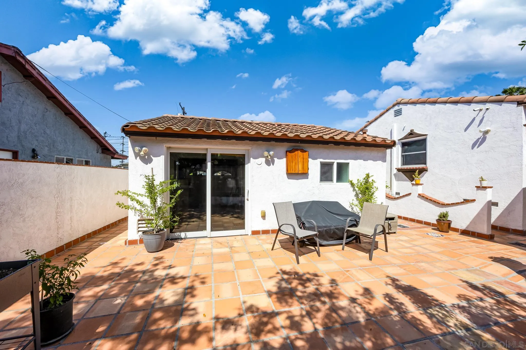 https://cdn.realtyfeed.com/cdn/127/250035655/b47056671331f2d3a8ab64e3362b96cd.webp