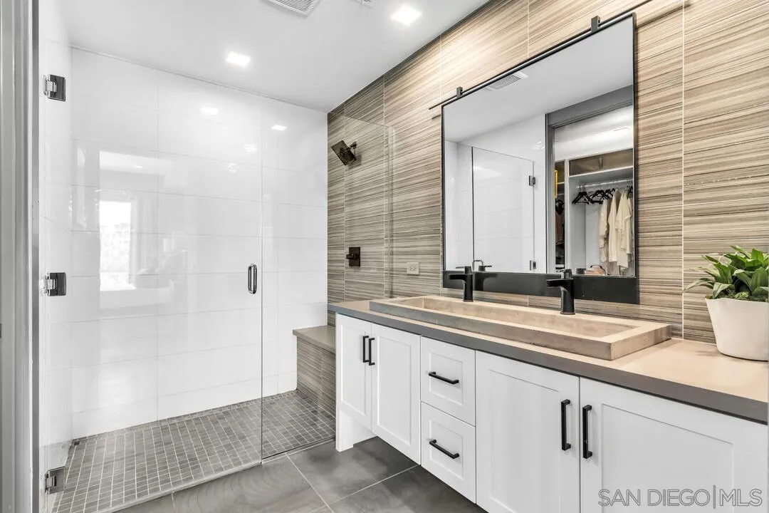Photo #28: 250035659 Listing: Photo #28