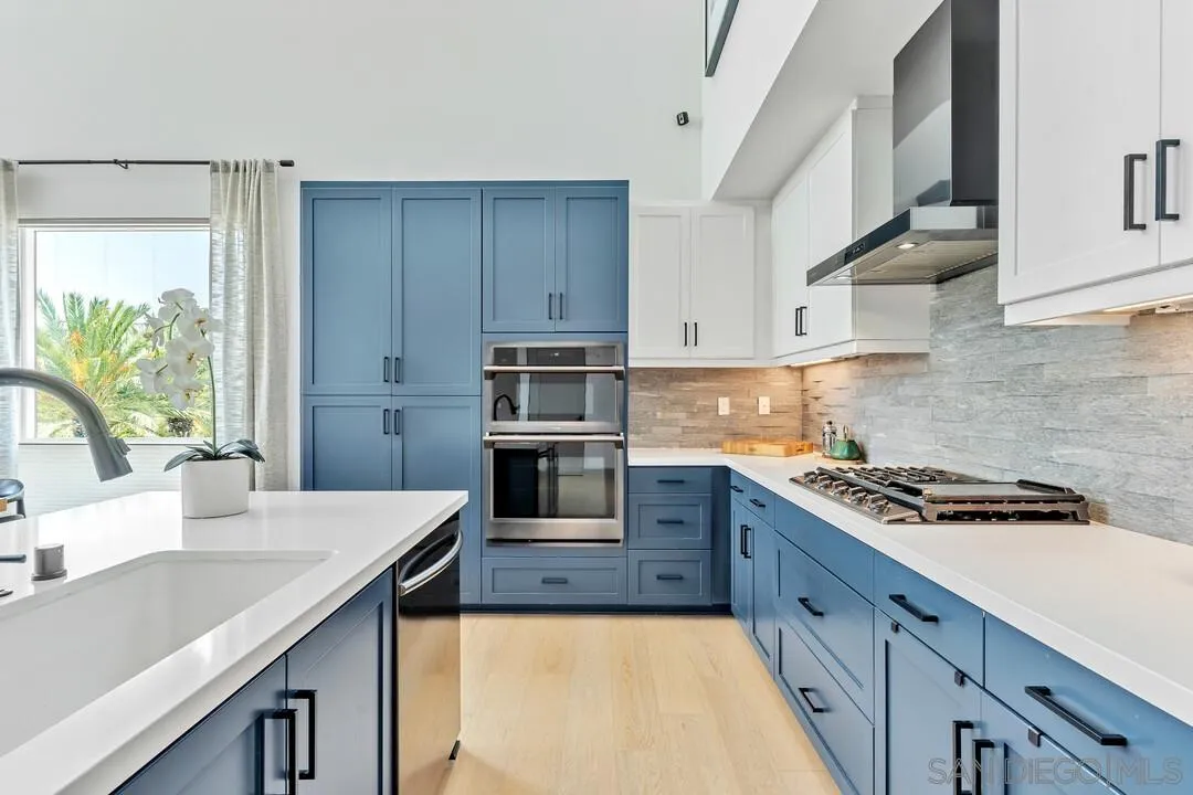 Photo #11: 250035659 Listing: Photo #11