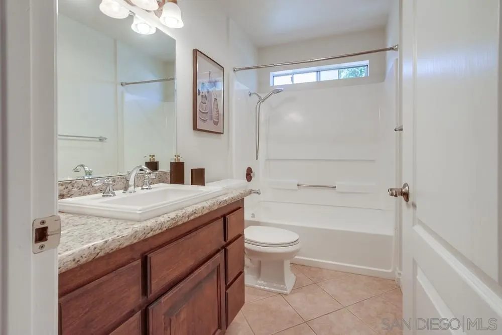 Photo #18: 250035669 Listing: Photo #18
