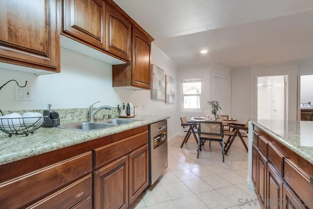 Photo #10: 250035669 Listing: Photo #10