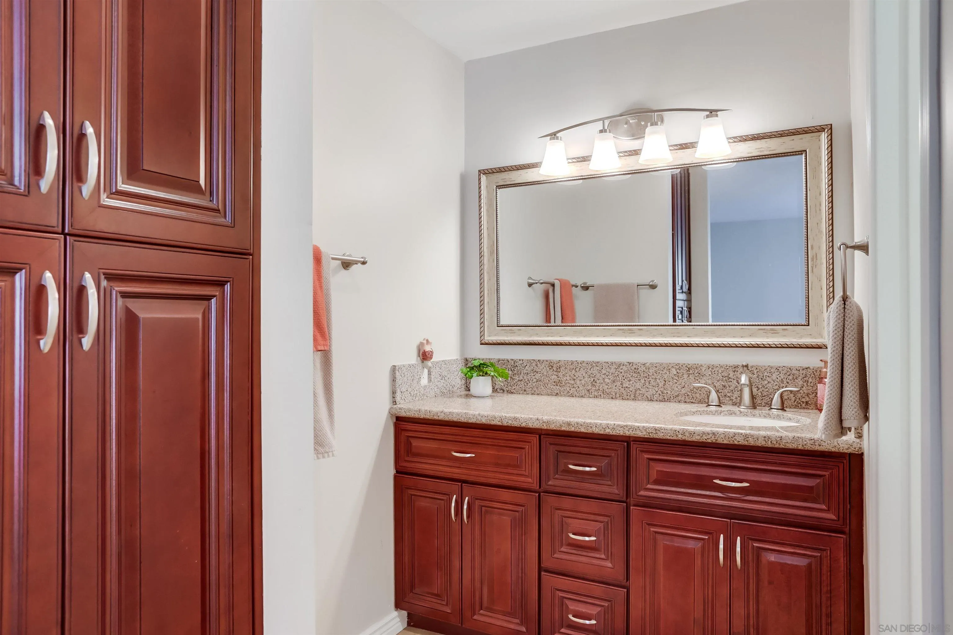 Photo #17: 250035675 Listing: Photo #17