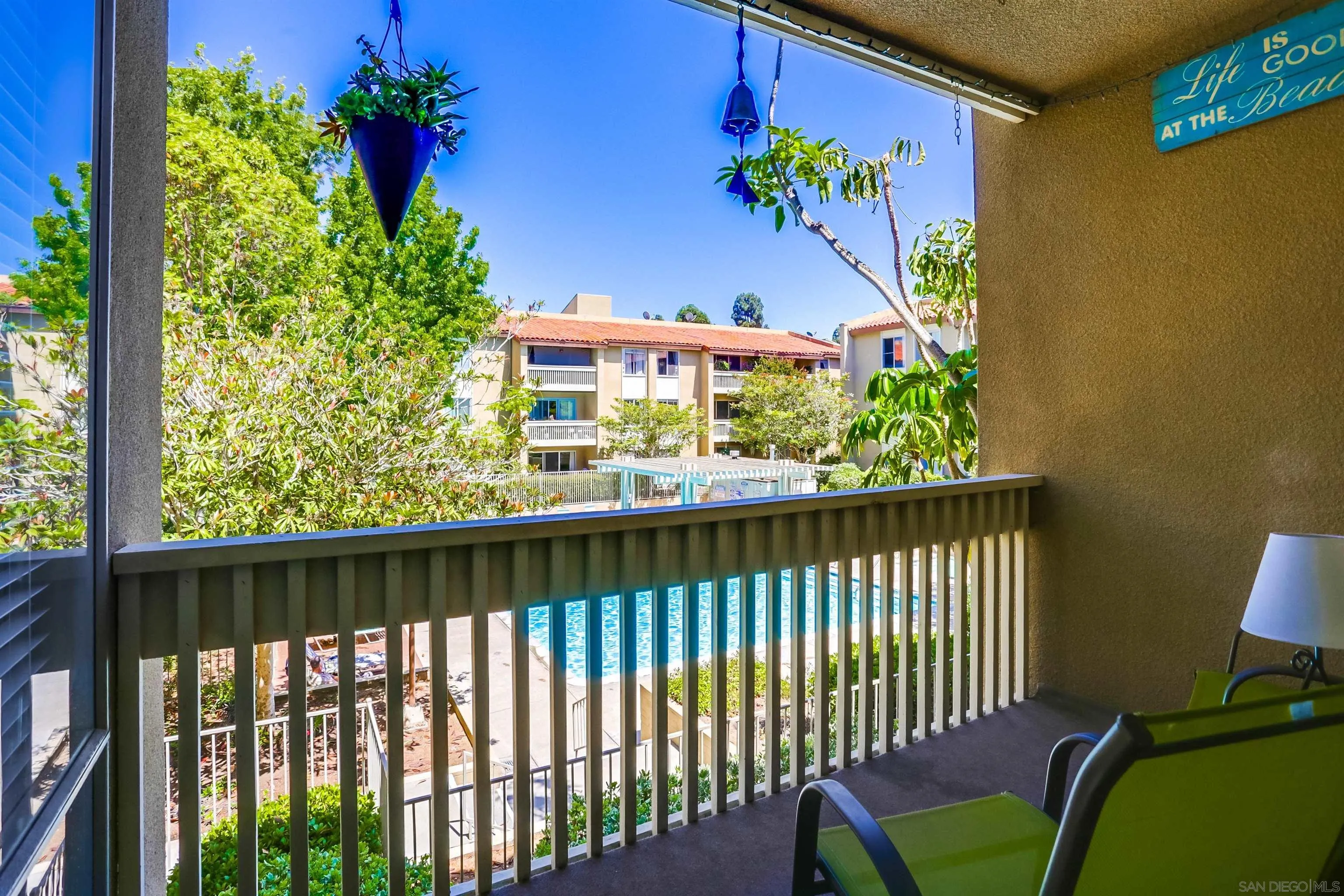 Photo #2: 250035675 Listing 