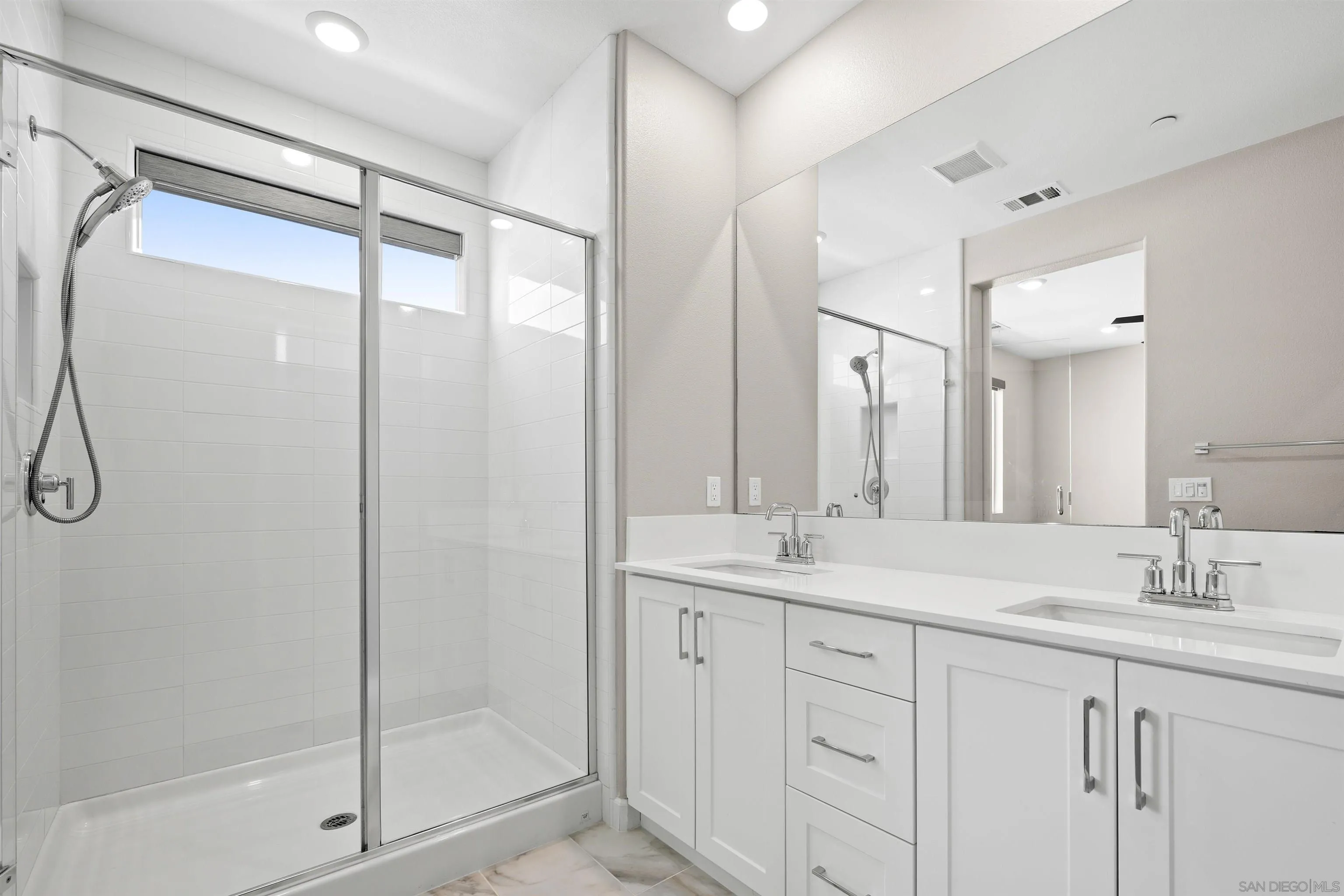Photo #20: 250035685 Listing: Photo #20