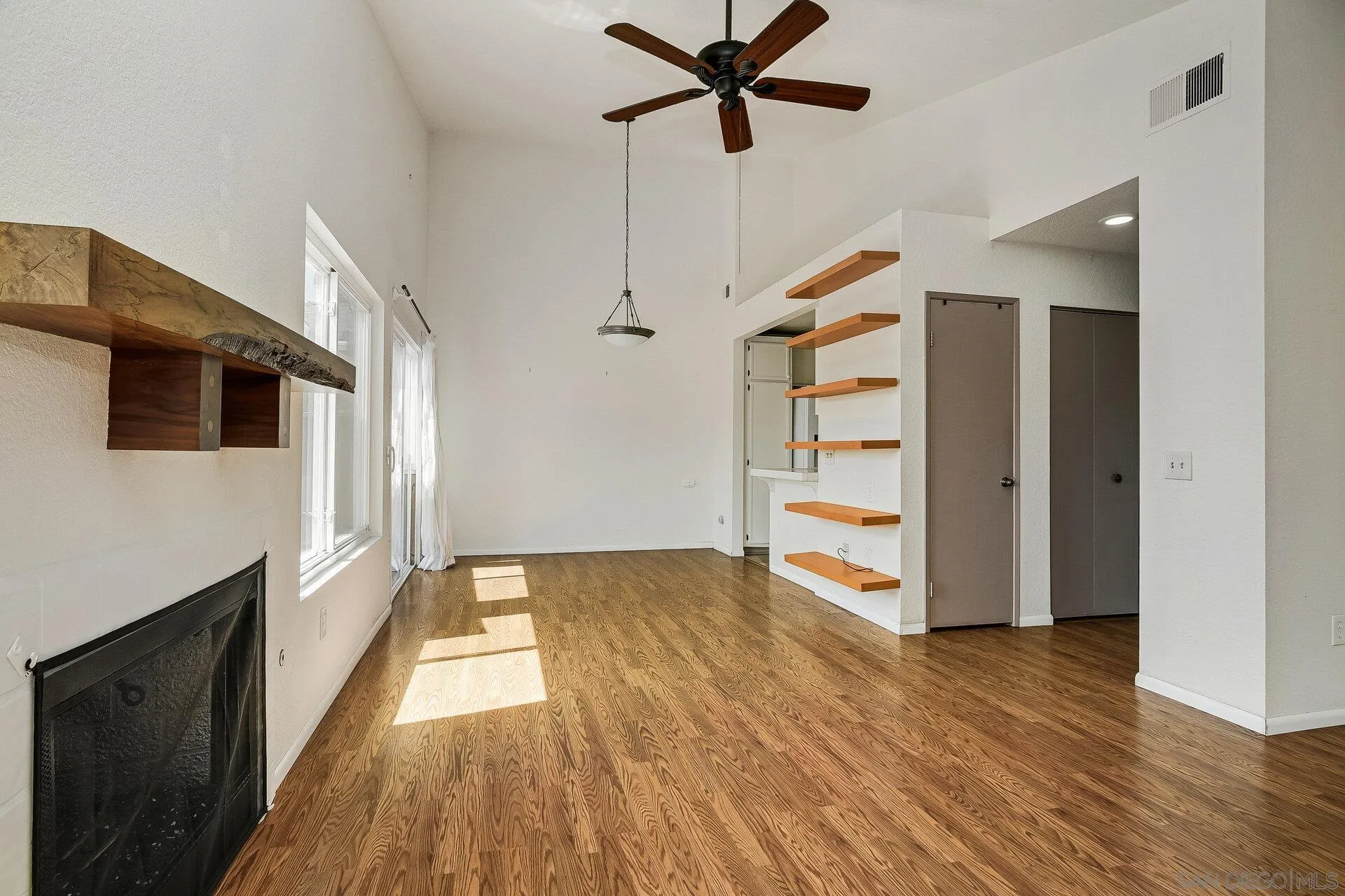 Photo #5: 250035691 Listing 