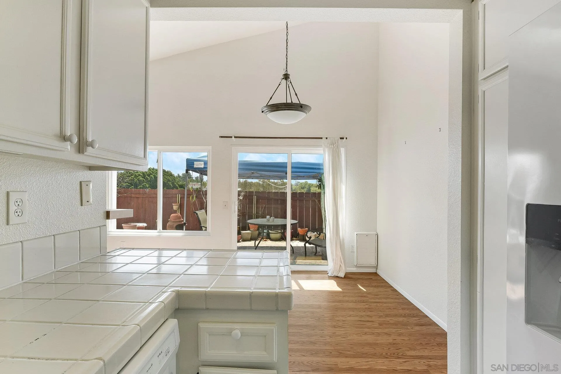 Photo #12: 250035691 Listing: Photo #12