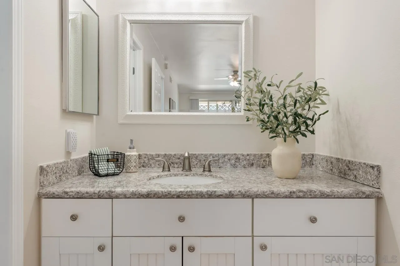 Photo #18: 250035693 Listing: Photo #18