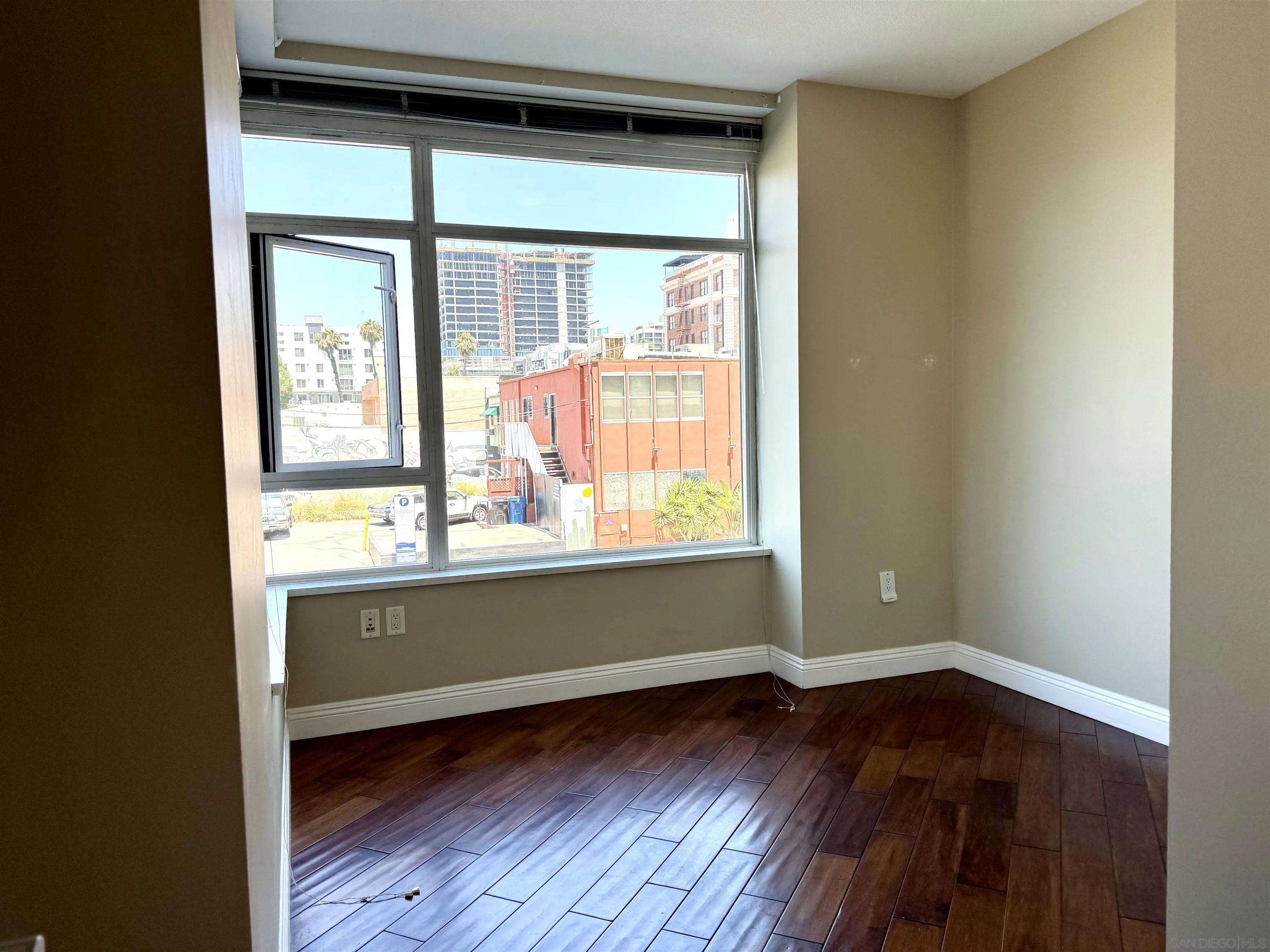 Photo #7: 250035694 Listing: Photo #7