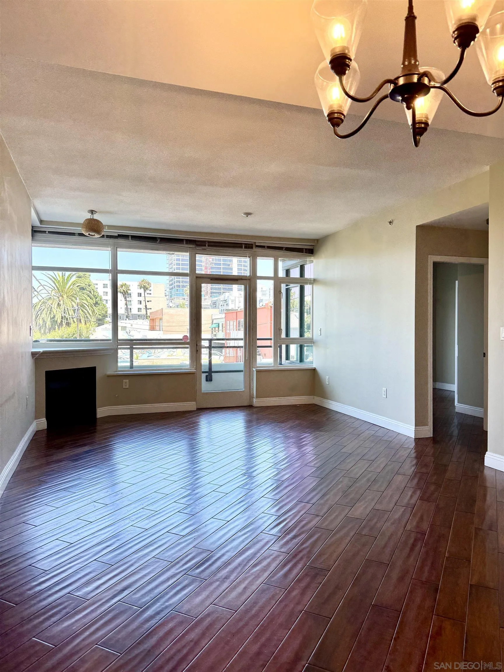 Photo #5: 250035694 Listing 