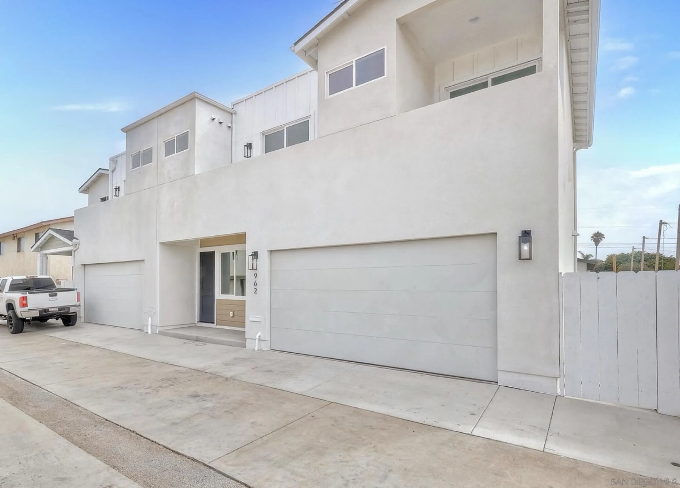 Photo #3: 250035695 Listing 