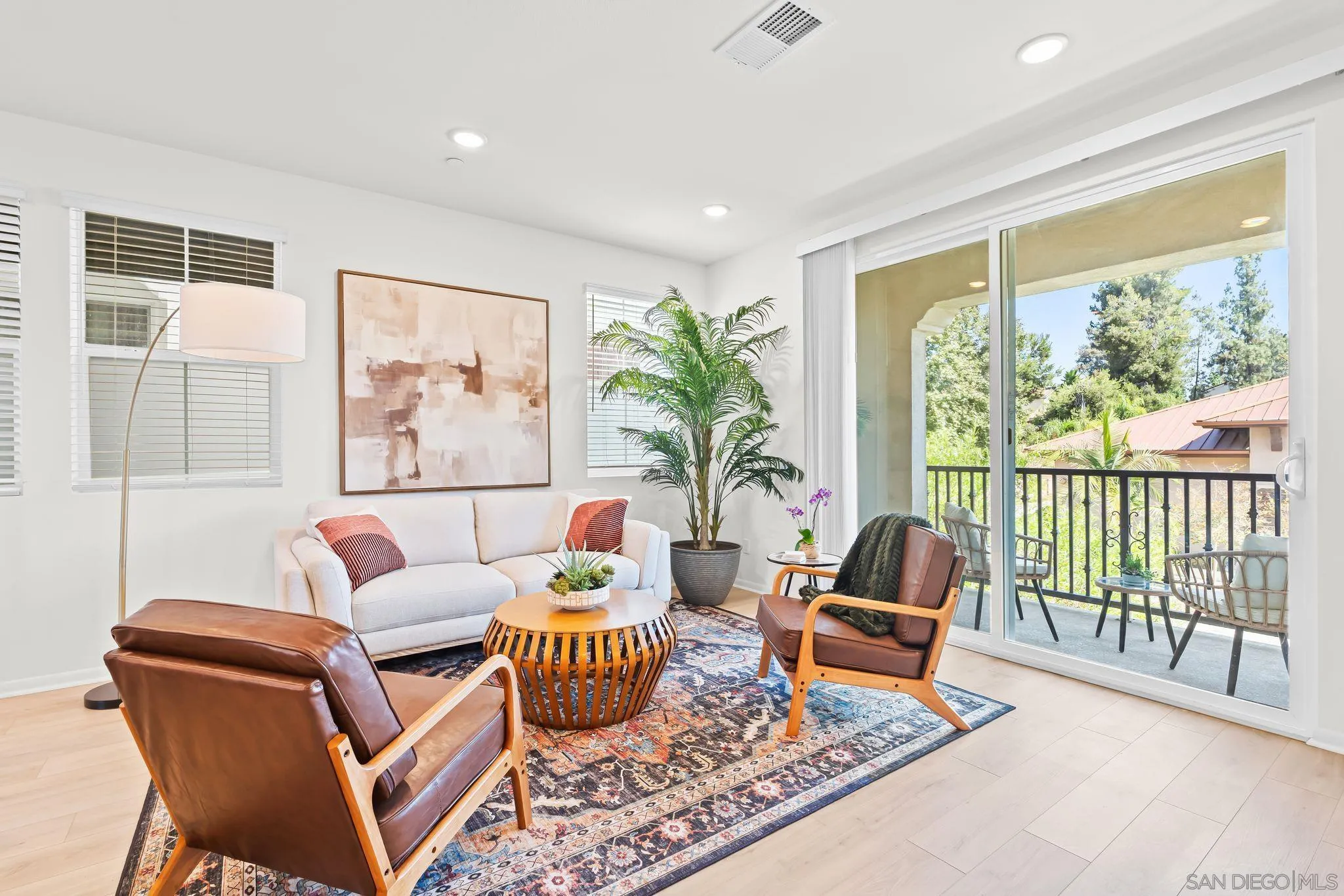 Photo #8: 250035697 Listing: Photo #8
