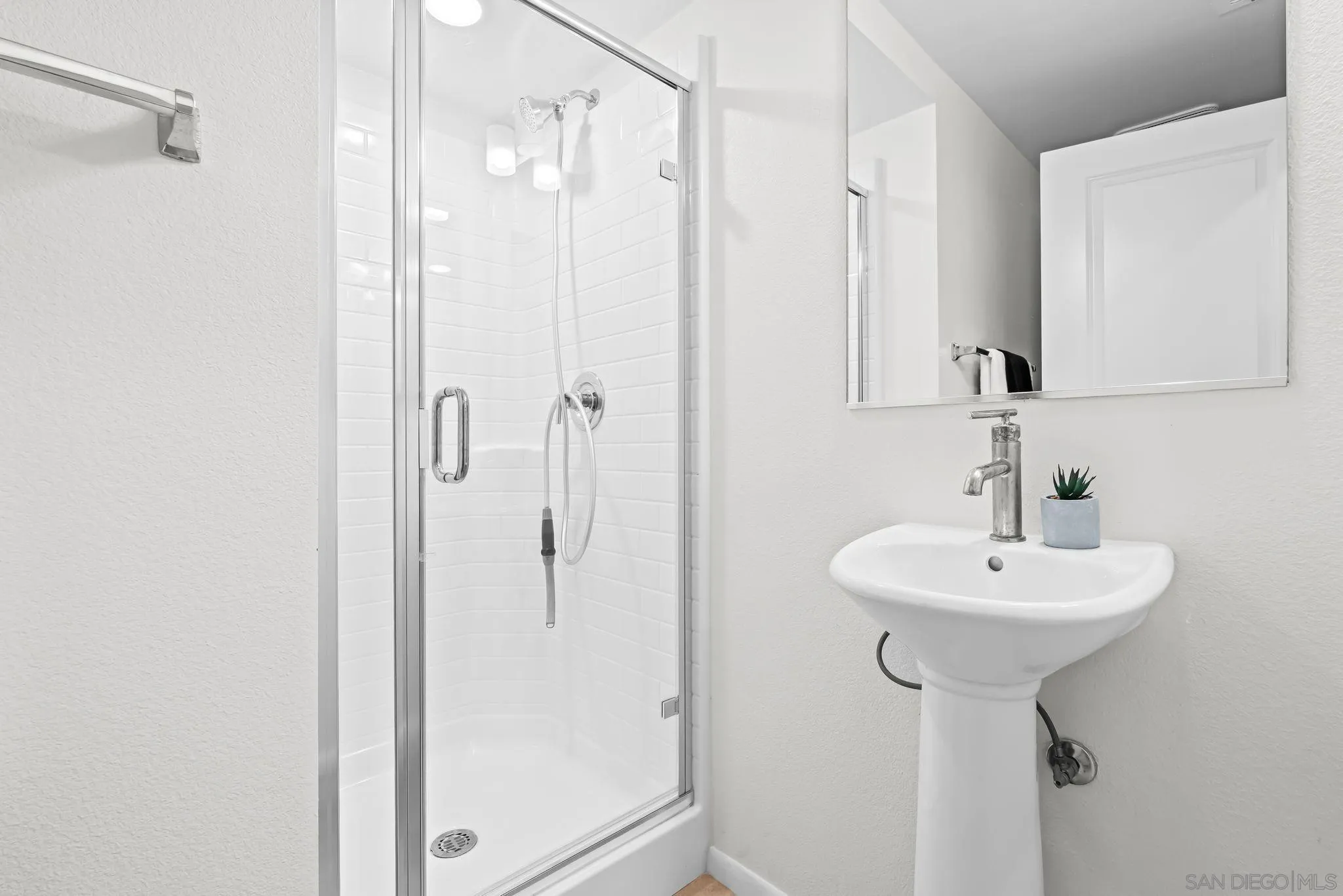 Photo #31: 250035697 Listing: Photo #31