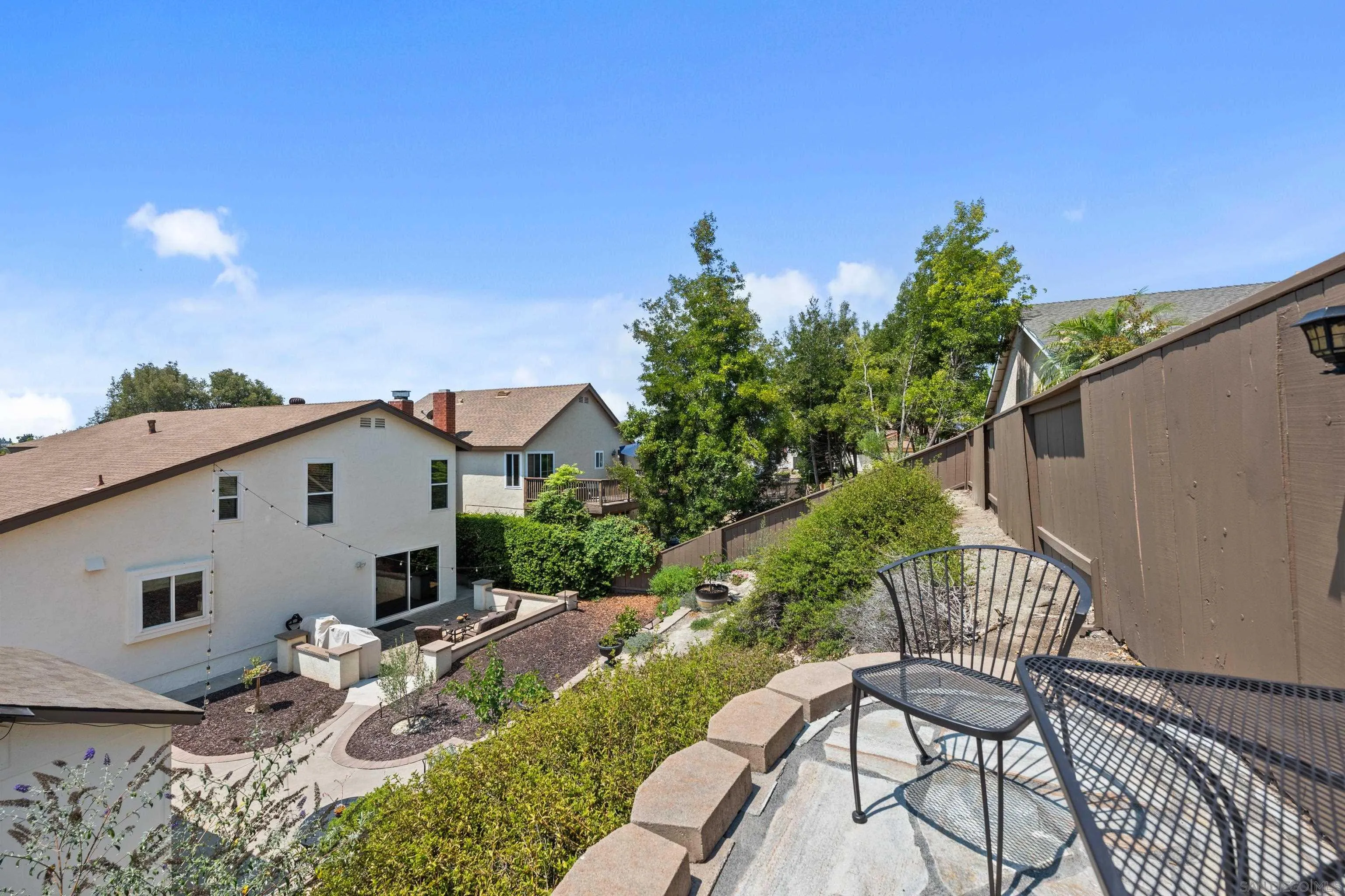 https://cdn.realtyfeed.com/cdn/127/250035700/64fa92997de4bc7f00355a7fda69eb1d.webp