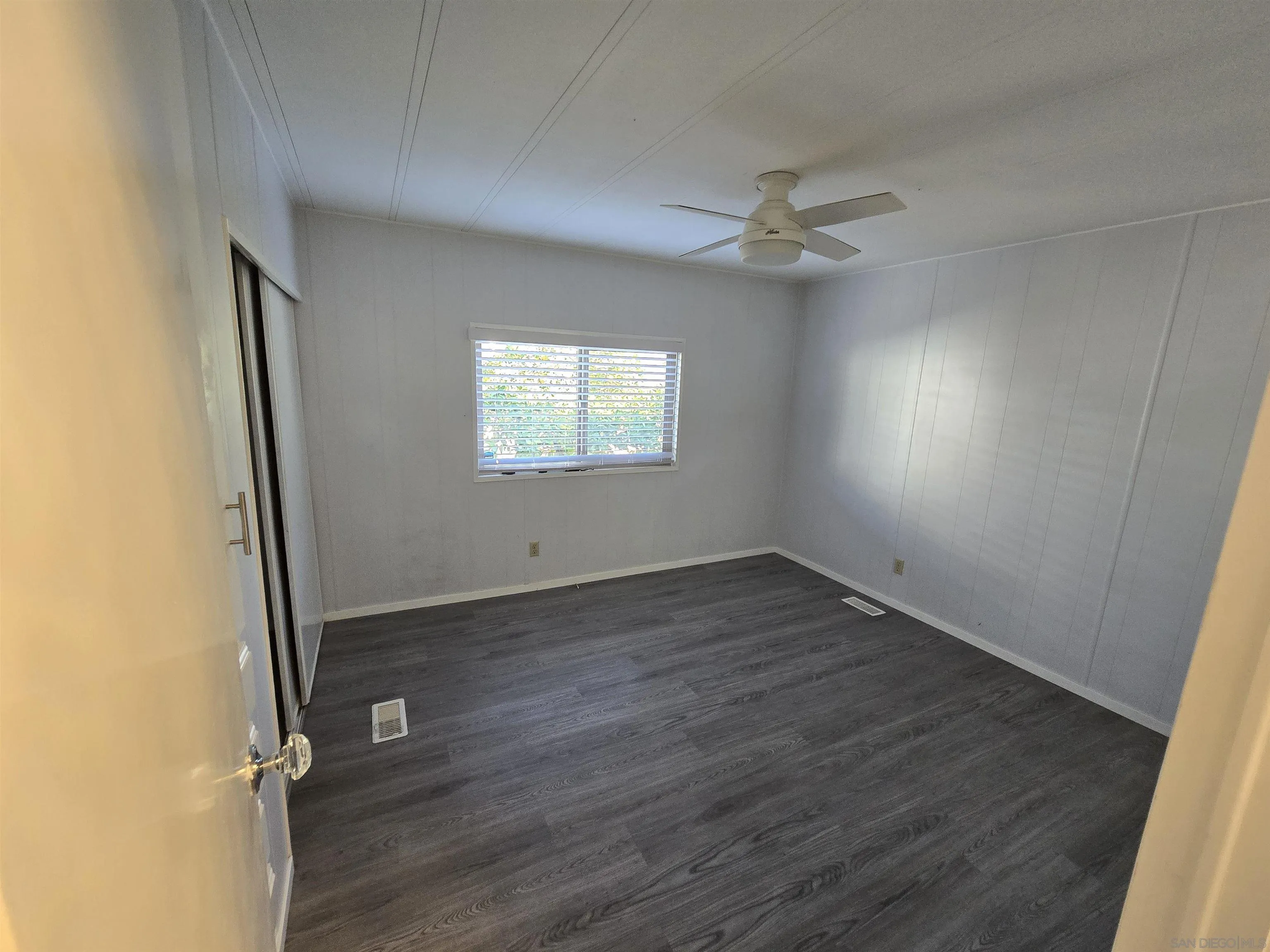 https://cdn.realtyfeed.com/cdn/127/250035703/d5e1fc08960999c80553d9c5fa12660a.webp