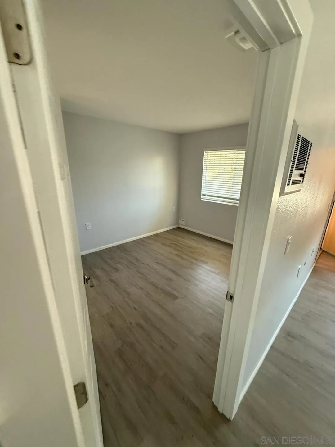 Photo #6: 250035707 Listing 