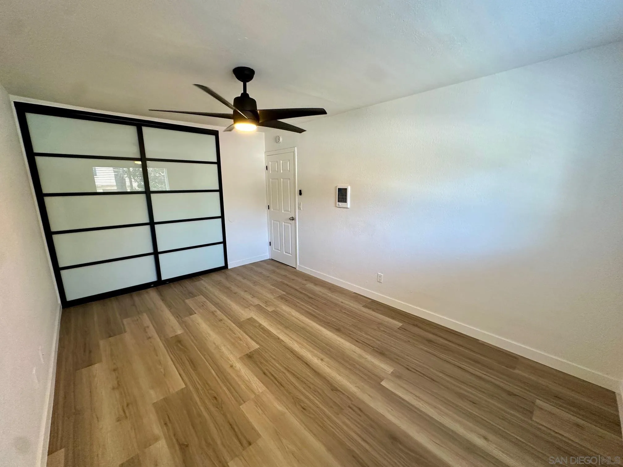 Photo #12: 250035712 Listing: Photo #12