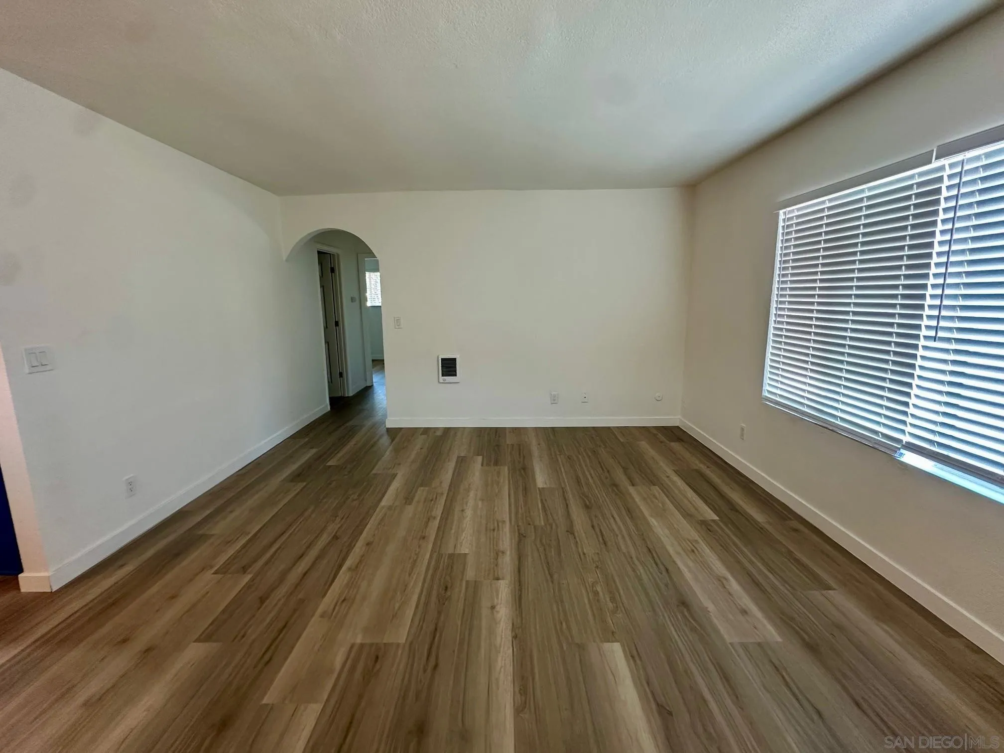 Photo #9: 250035712 Listing: Photo #9