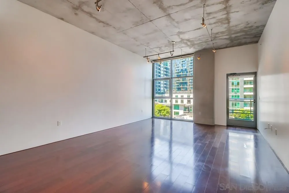 Photo #13: 250035729 Listing: Photo #13