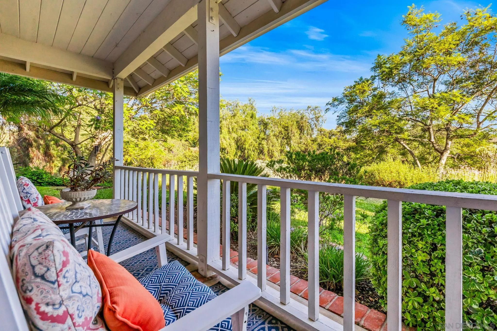 https://cdn.realtyfeed.com/cdn/127/250035736/9400663c9fc62cca15e120c69c1599a1.webp