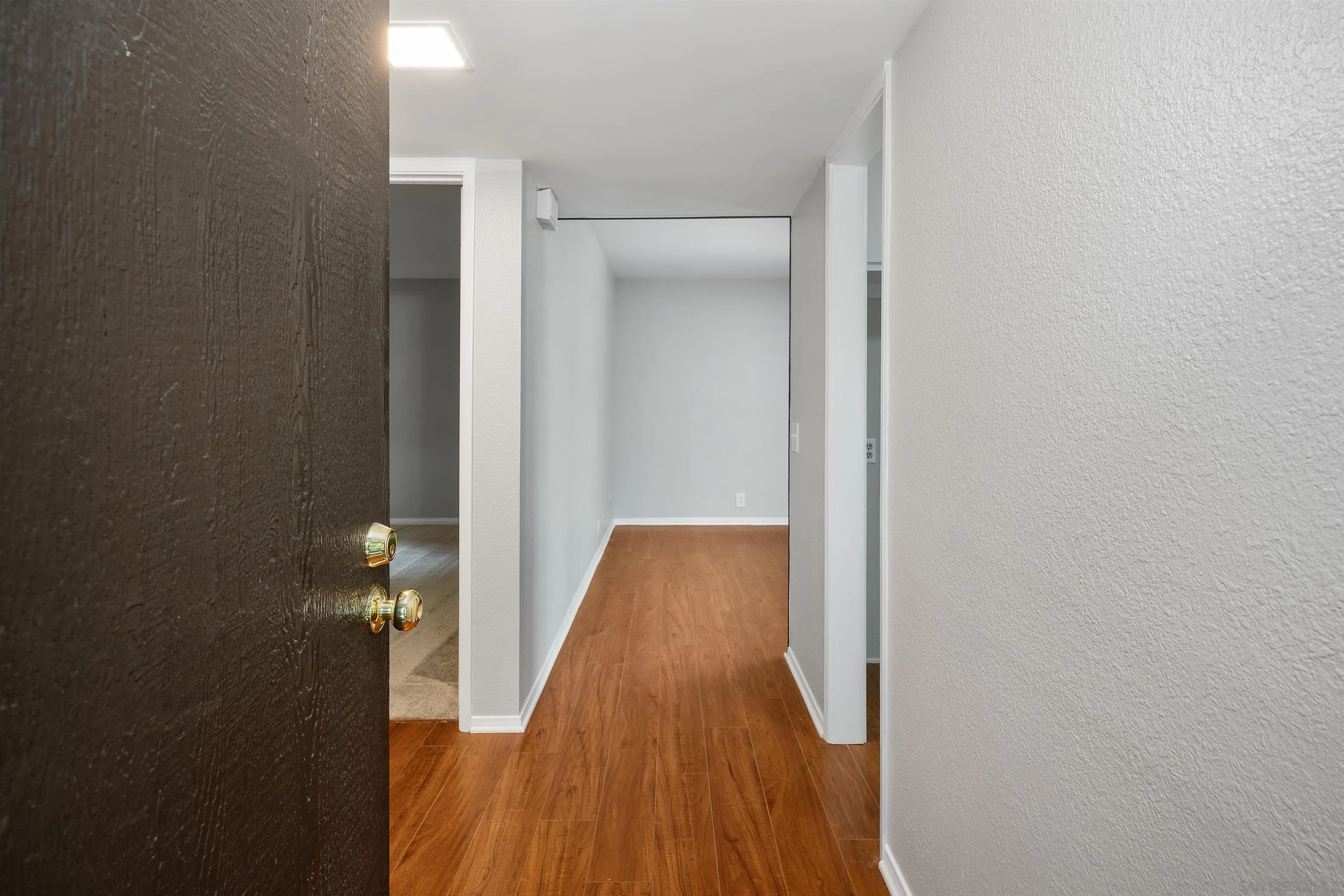 Photo #2: 250035741 Listing 