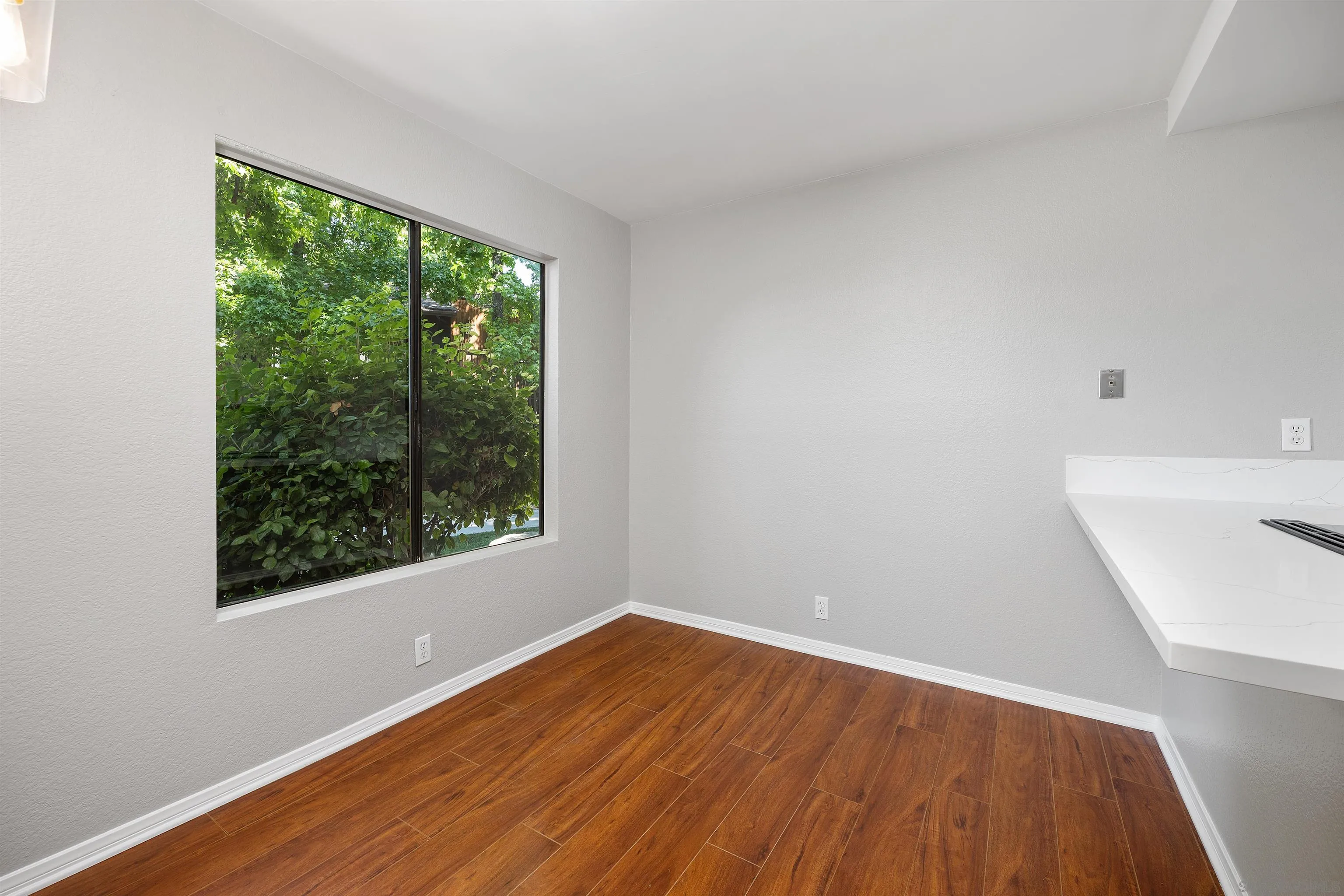Photo #14: 250035741 Listing: Photo #14
