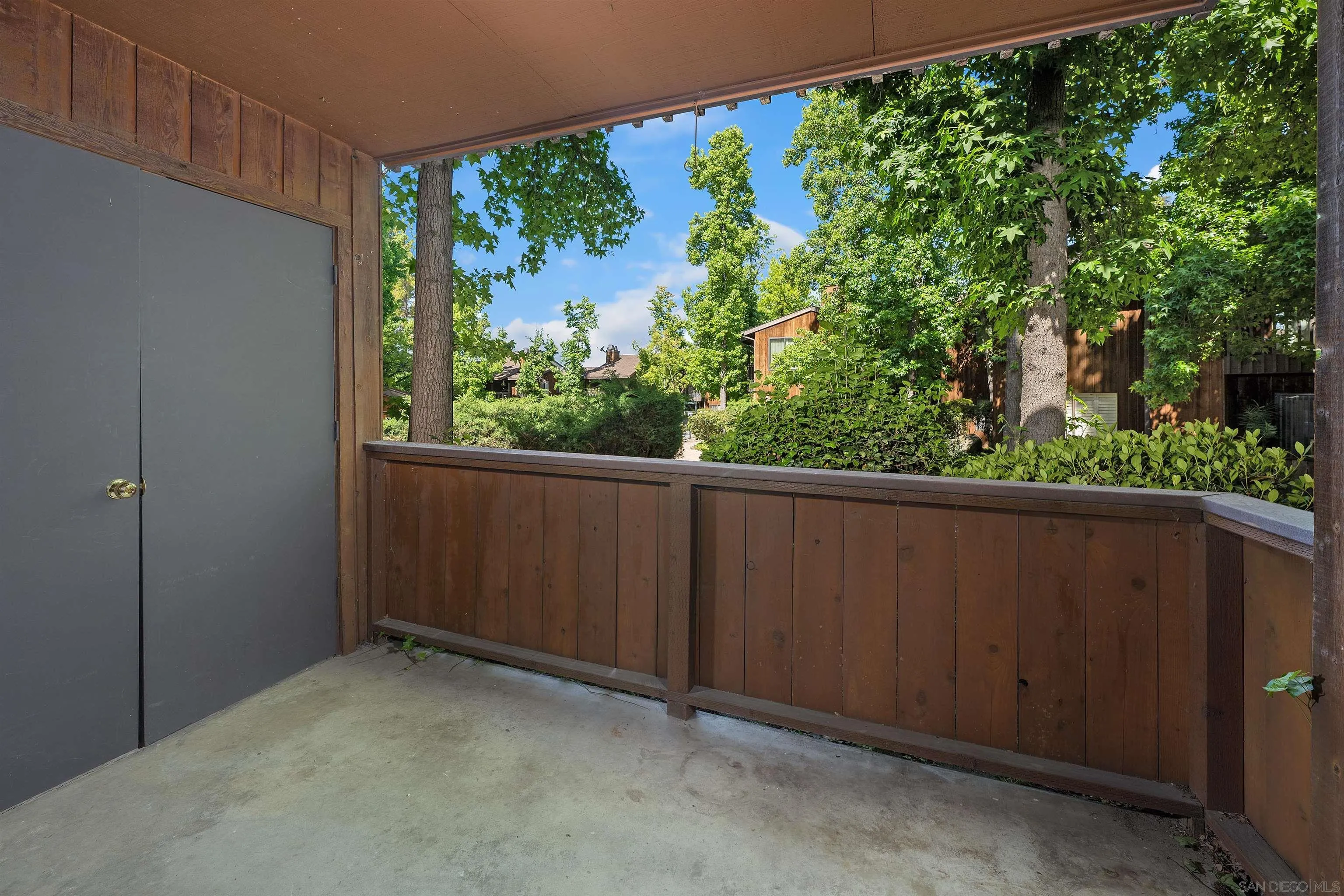 Photo #8: 250035741 Listing: Photo #8