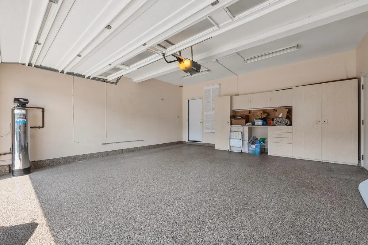 https://cdn.realtyfeed.com/cdn/127/250035745/3fc3a0564f7b77dee025c6f7431b5024.webp