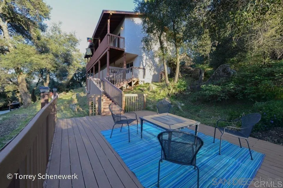 https://cdn.realtyfeed.com/cdn/127/250035749/03292cd51939ffe6d8fac55fbcd559aa.webp