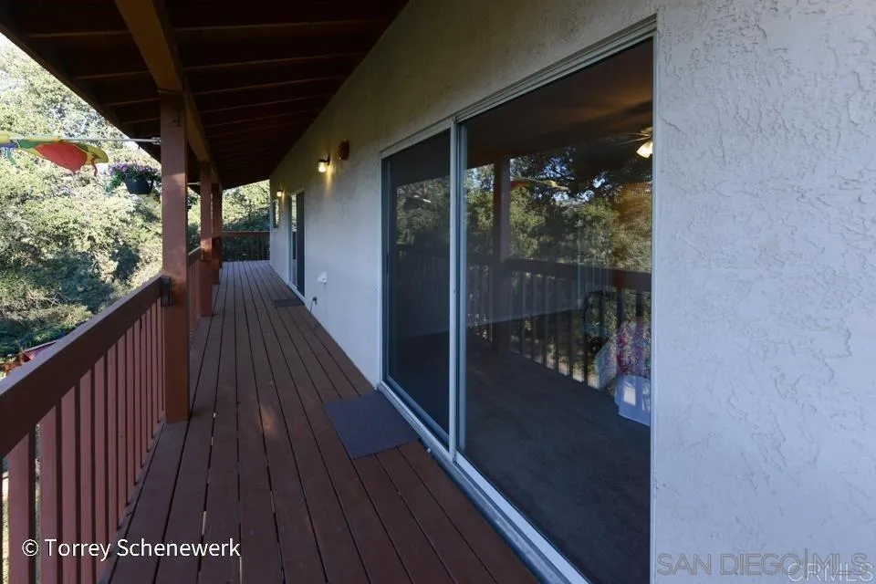 https://cdn.realtyfeed.com/cdn/127/250035749/527be2bf08a762527c7142966cf08b4d.webp