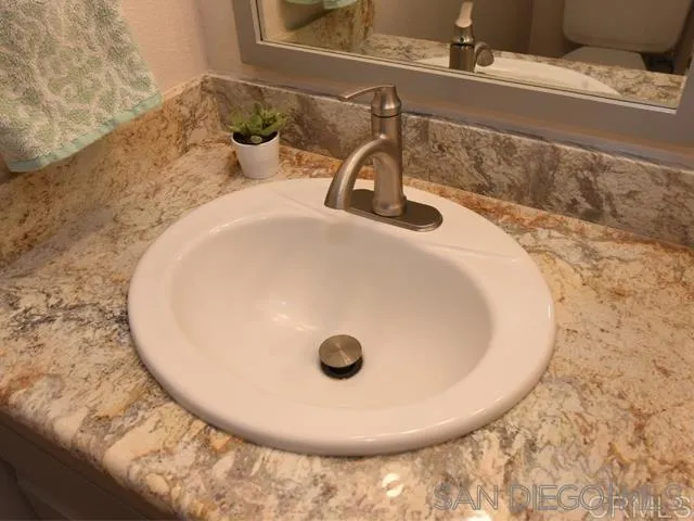 https://cdn.realtyfeed.com/cdn/127/250035749/70d6cc6fdf91d1ae610584968154f015.webp