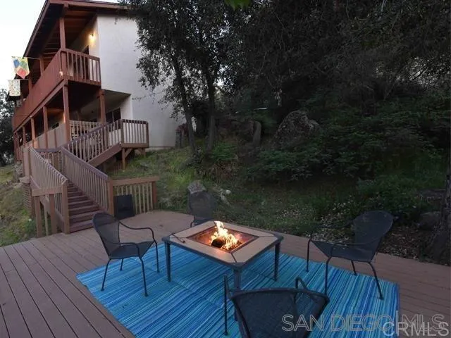 https://cdn.realtyfeed.com/cdn/127/250035749/a9f5b5b02e7a73e9f9c65241df973dfe.webp