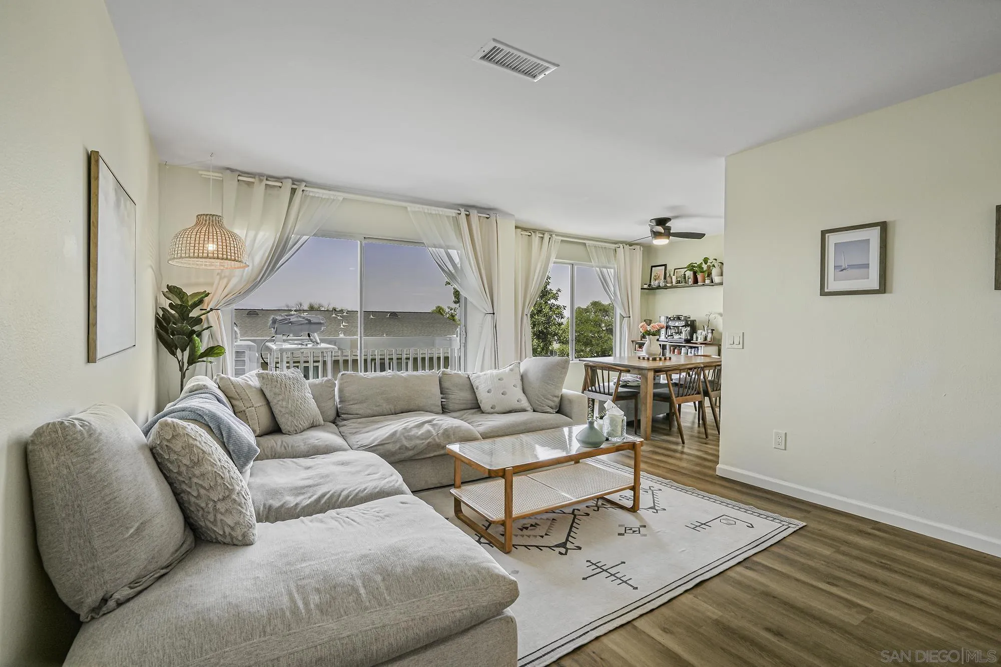 Photo #4: 250035752 Listing 