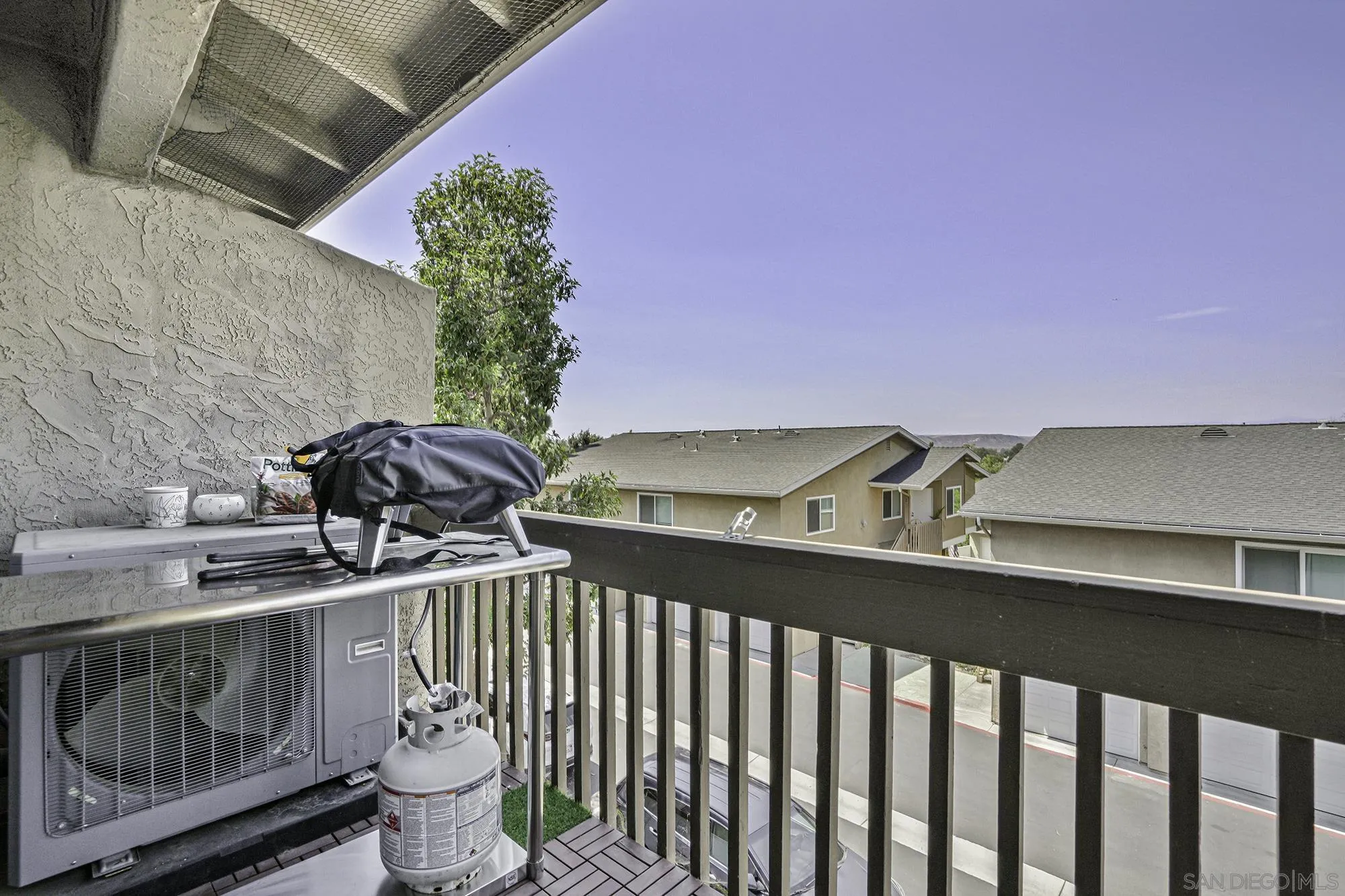 Photo #8: 250035752 Listing: Photo #8