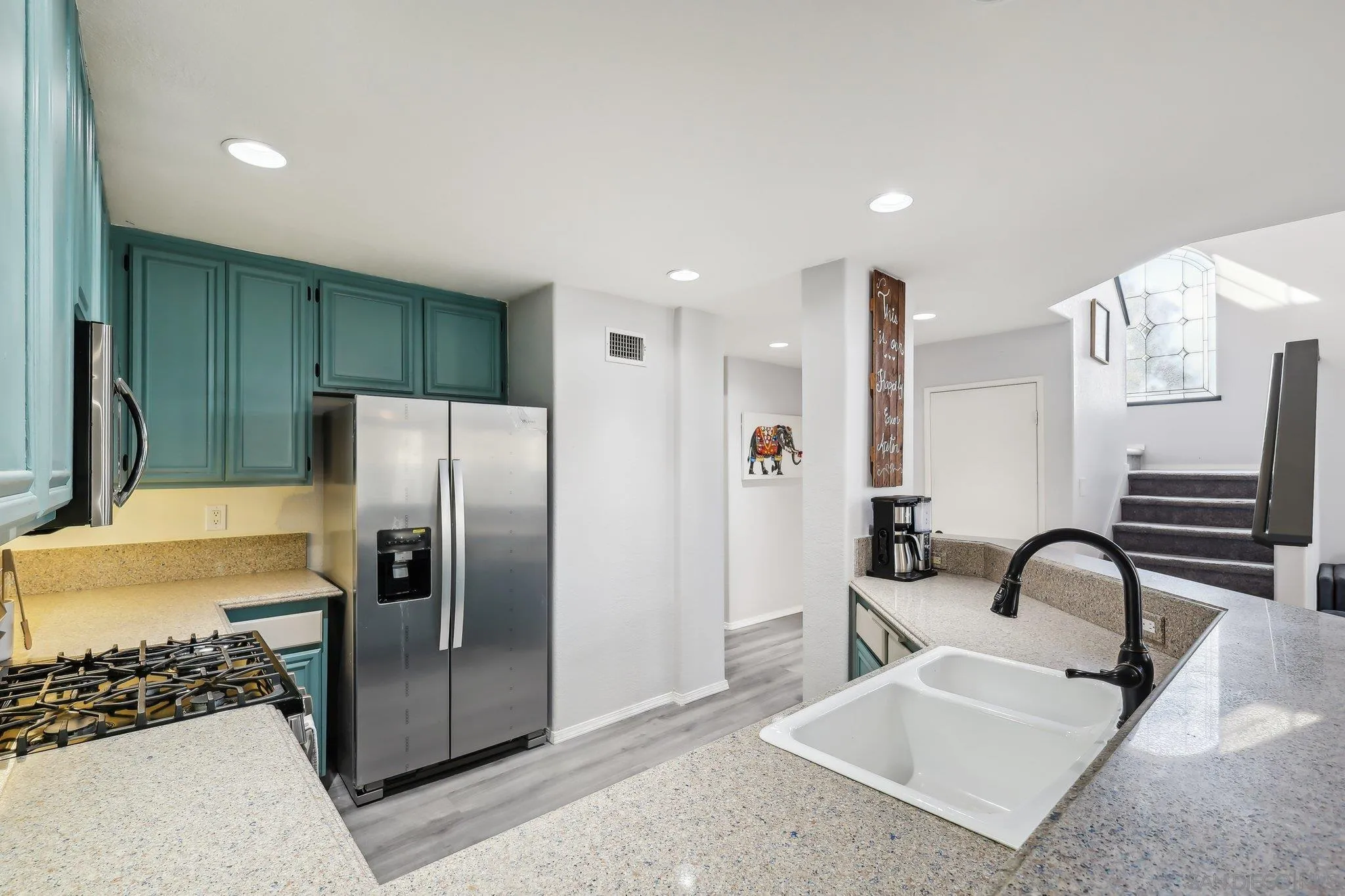 Photo #6: 250035755 Listing 